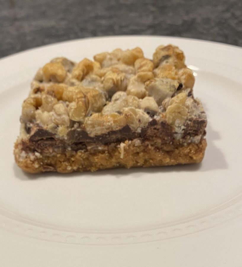 Yummy Mummy Bakery:  Seven Layer Bars are a Must Try!