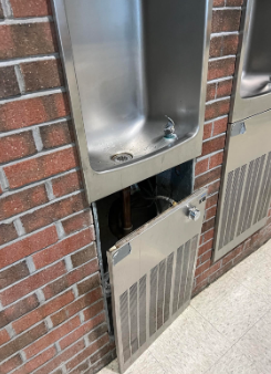 WHS Needs Water Bottle Filling Stations on the 2nd and 3rd Floors