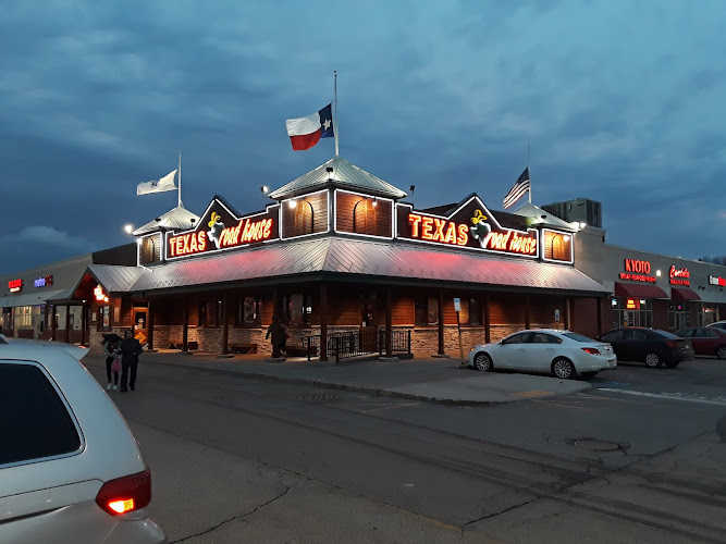 Texas Roadhouse
(Photo from Restaurant.com) 